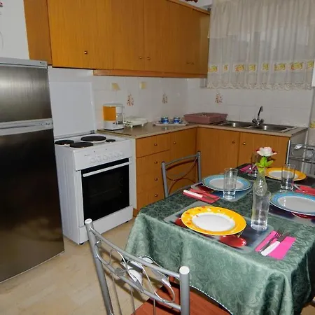 Cozy For 2-5 People-center Apartmán *
